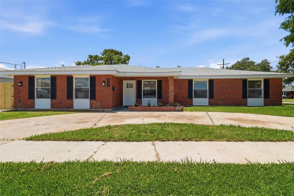 930 CEDRE Drive, Westwego LA 70094